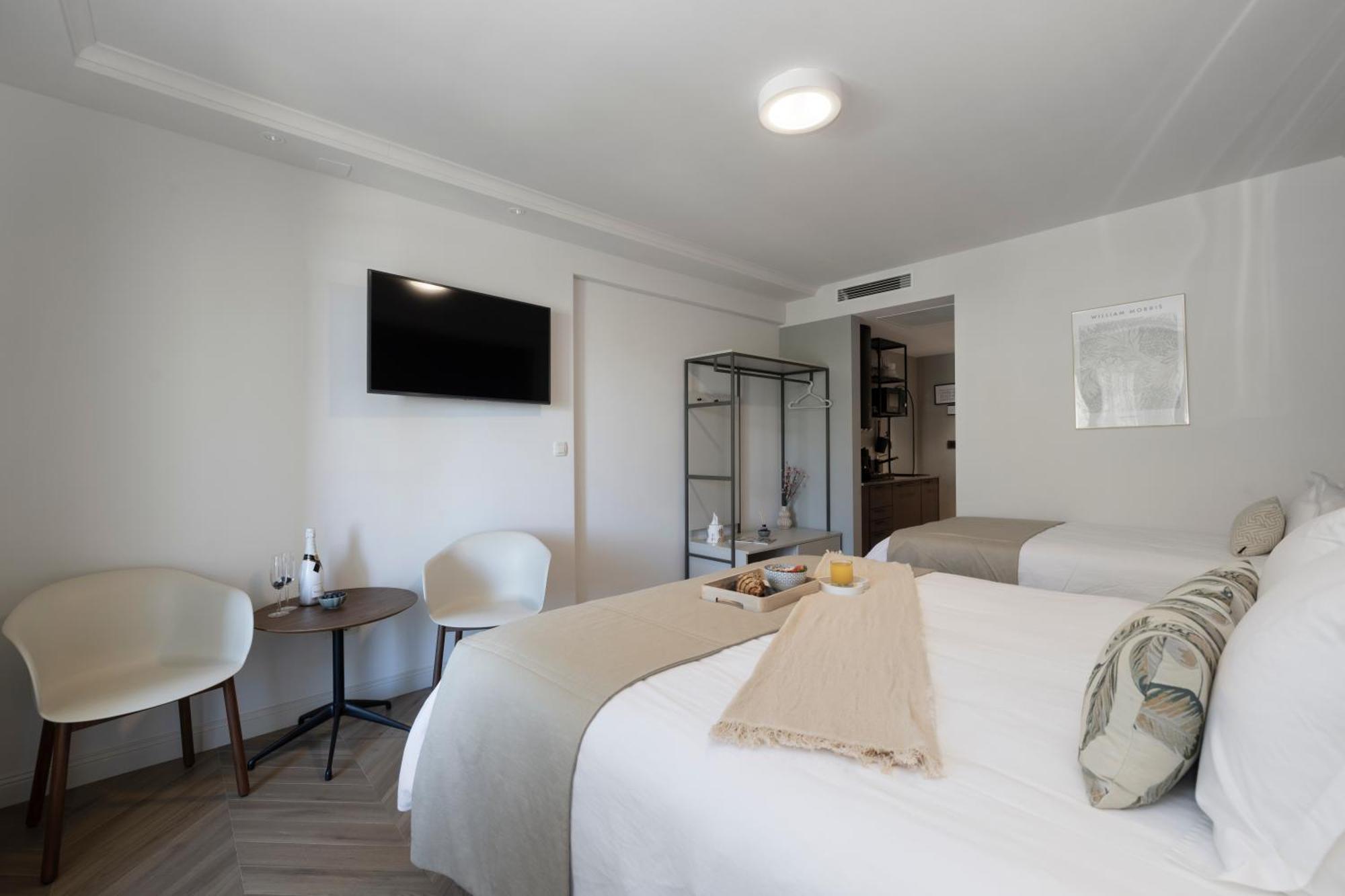 City Bay Studios Apartment *